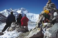 Trekkers_Rongphu_Valley_Tibet-medium(1)